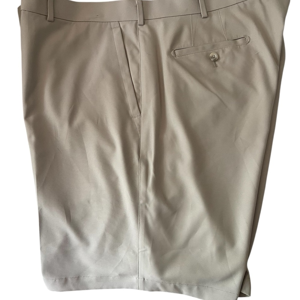 Peter Millar Size 42 Men’s Khaki Shorts-Big & Tall